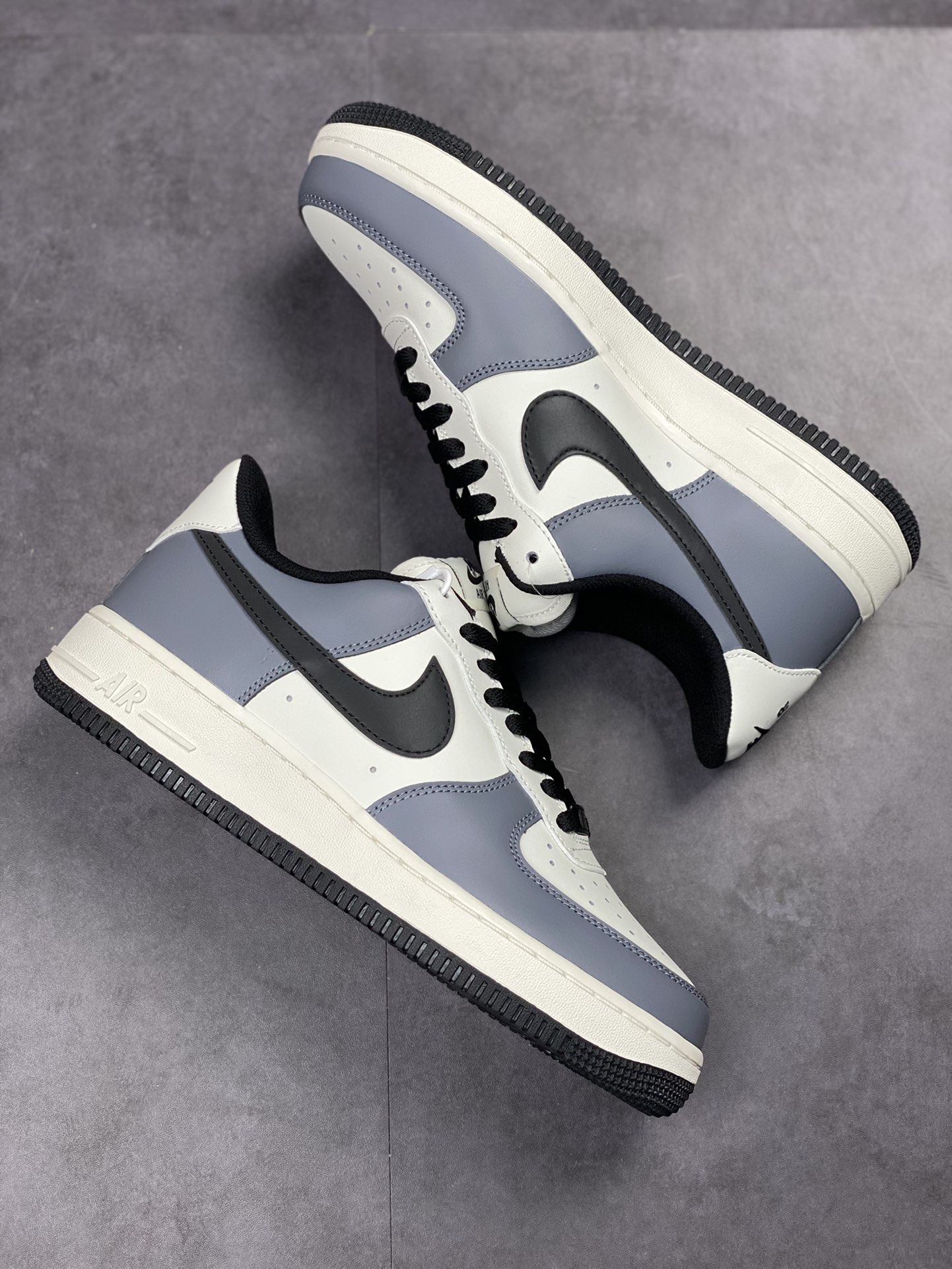 210 Nike Air Force 1 Low 07 米白碳灰黑 DD3063-608