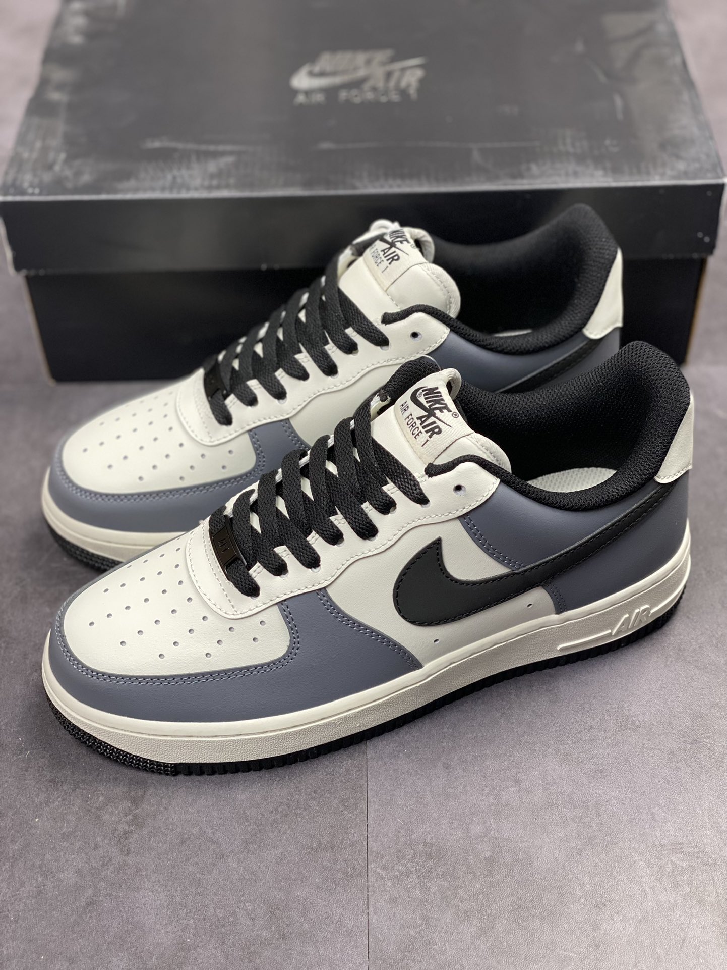 210 Nike Air Force 1 Low 07 米白碳灰黑 DD3063-608