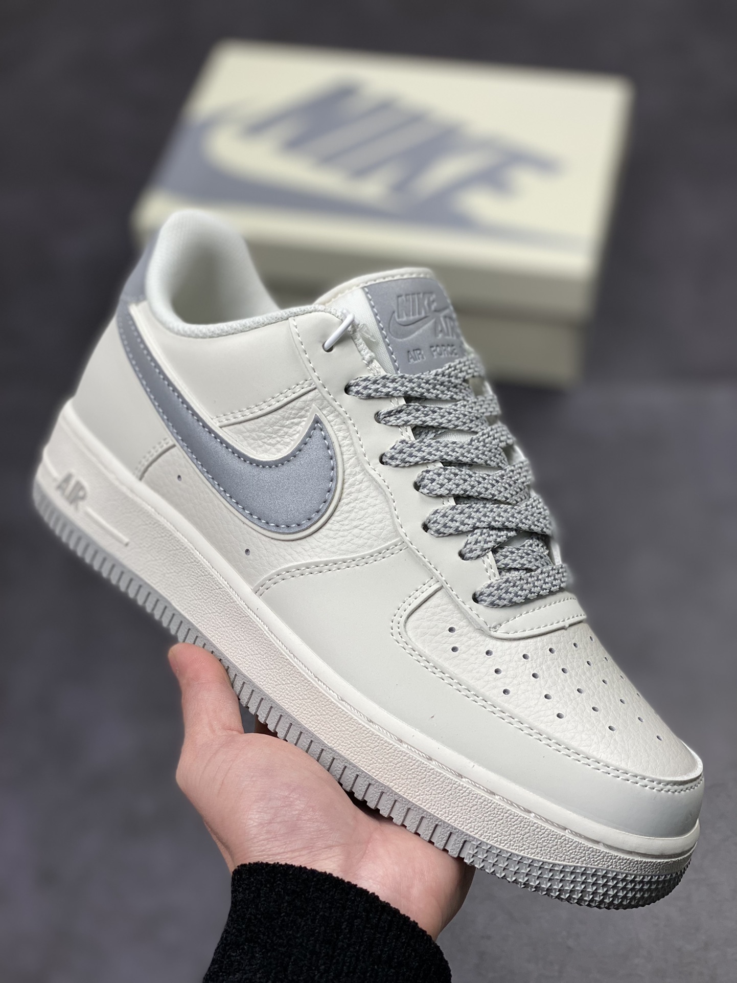 230 Nike Air Force 1 Low 07 米白银灰3M GL6835-009