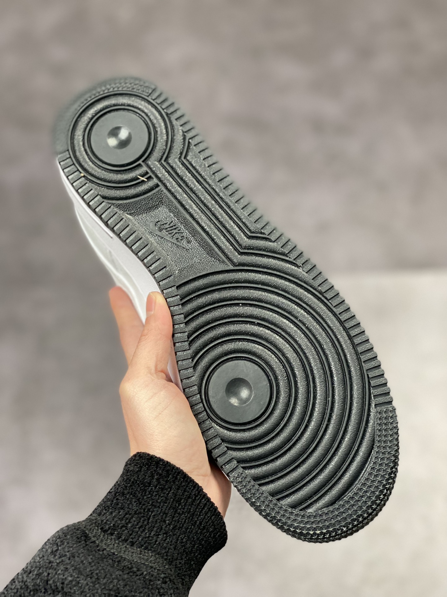 210 Nike Air Force 1 Low 07 周年白黑金小钩 DD1225-001