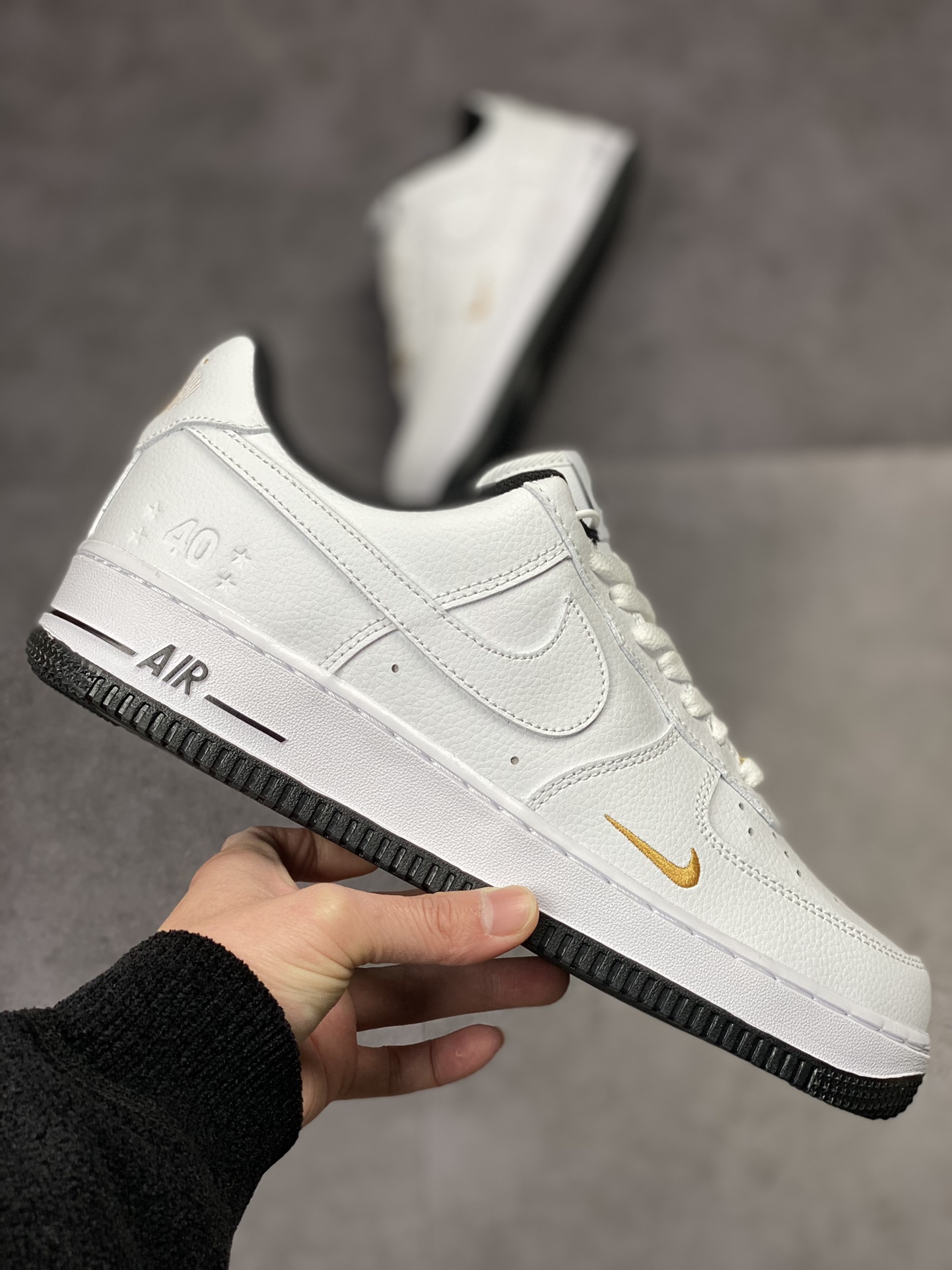210 Nike Air Force 1 Low 07 周年白黑金小钩 DD1225-001