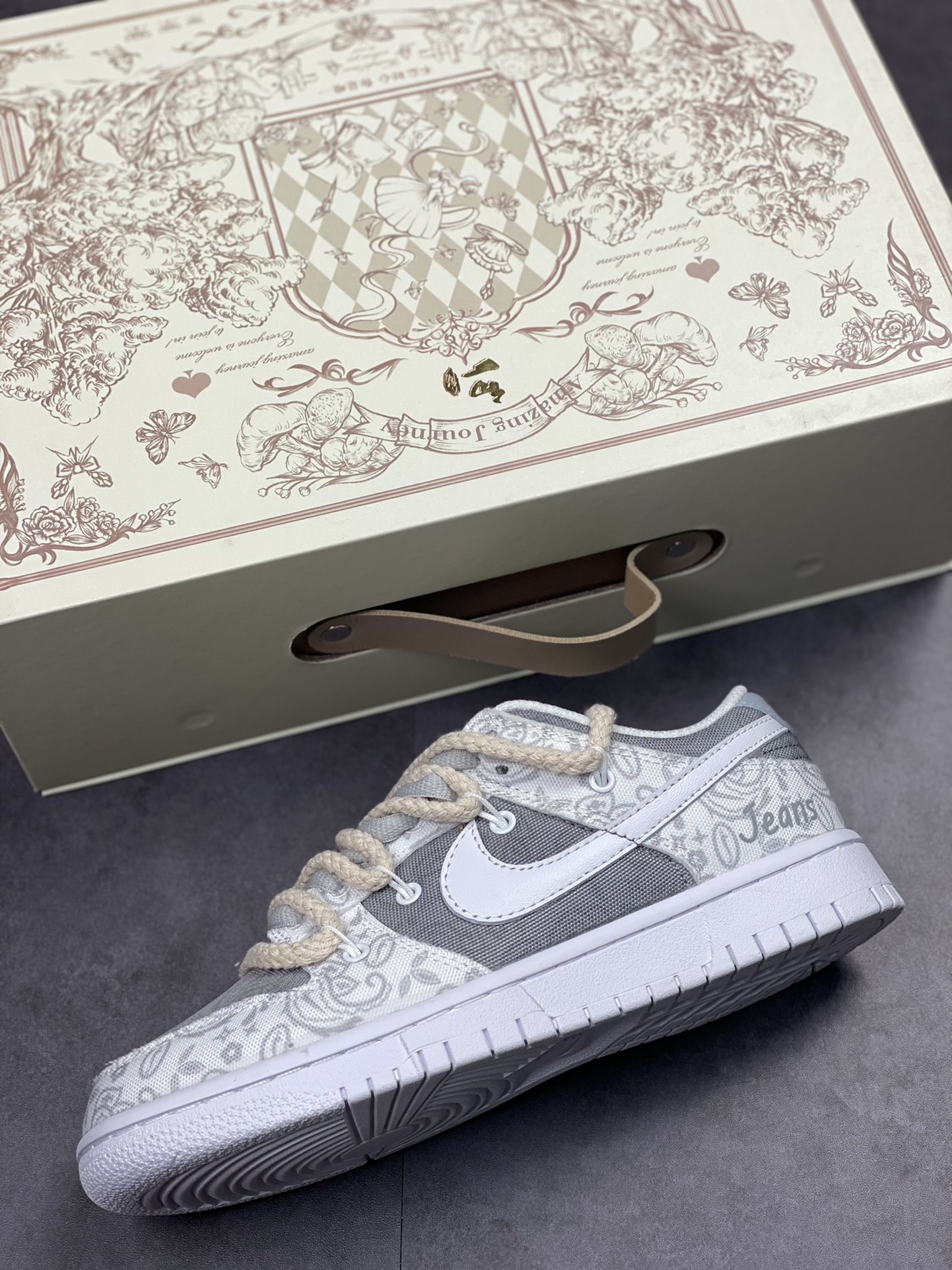 280 Nike SB Dunk Low 雾霾灰腰果花 牛仔帆布 DJ9955-100