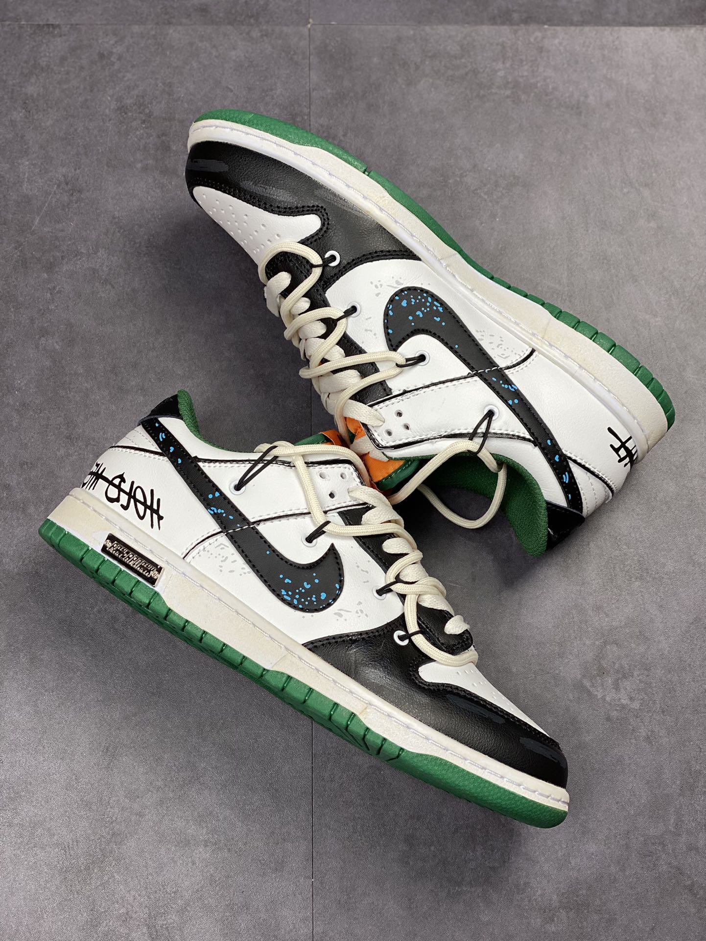 190 NIKE SB Dunk Low 白绿涂鸦绑带 性价比天花板 尝鲜先行版 原装头层材料DD1391 300
