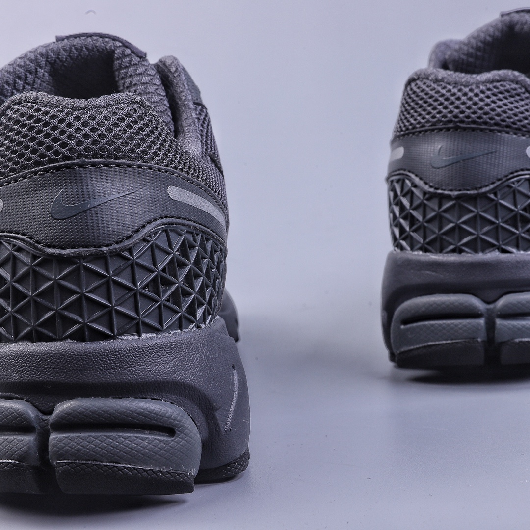 180 Nike Zoom Vomero 5 经典复古潮流运动鞋 BV1358-002