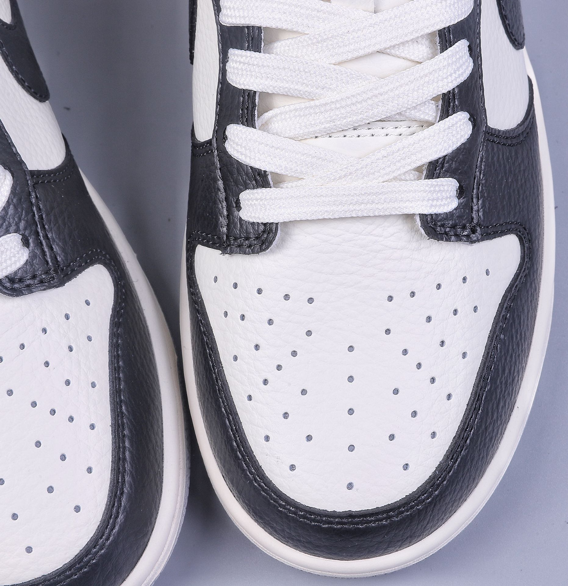 300 DK版Nike SB Dunk Low 笑脸 低帮休闲板鞋BB1609-113