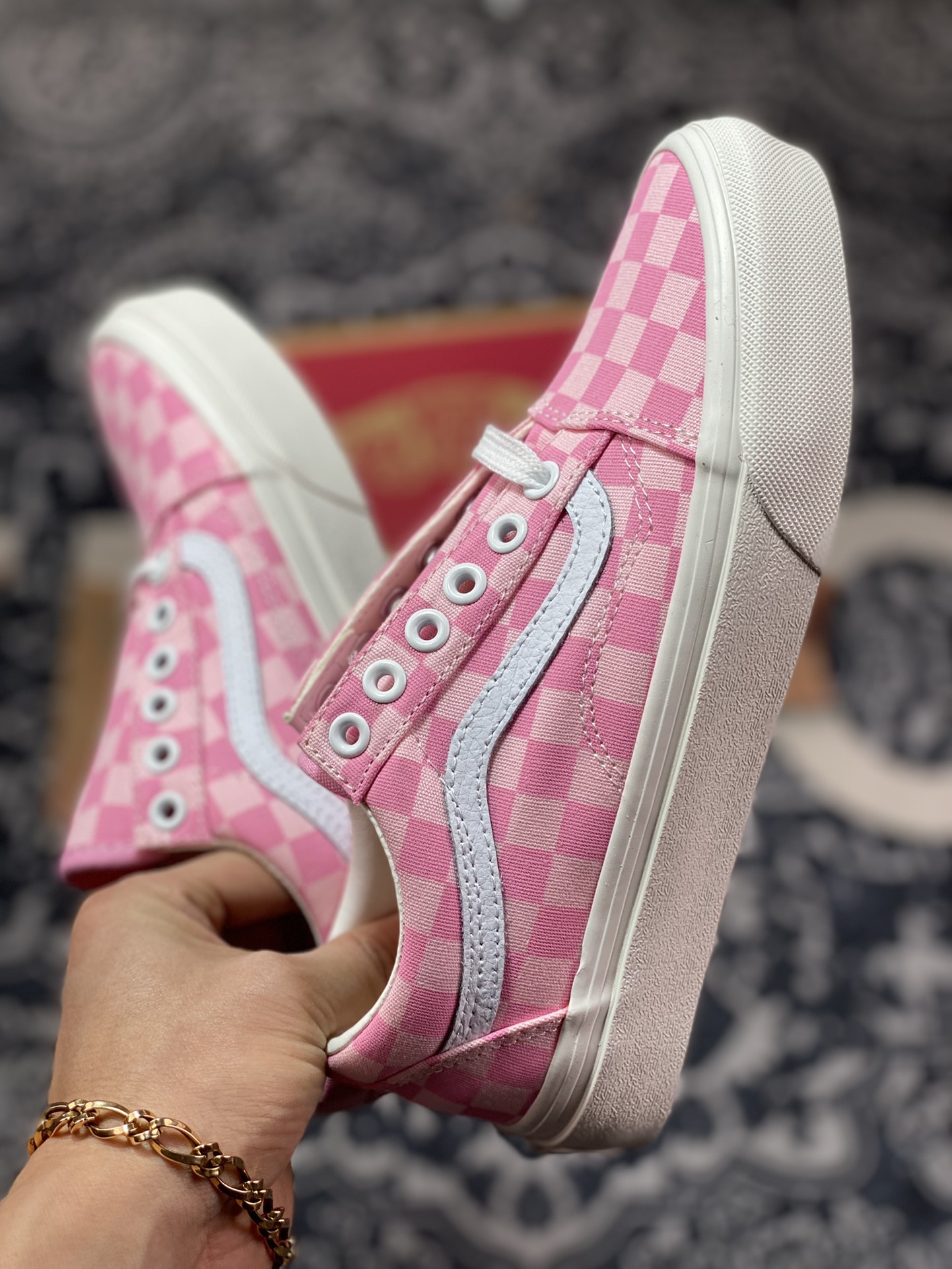 Vans Old Skool cherry blossom pink checkerboard Vans official casual canvas vulcanized shoes VN0A7Q2JZY2