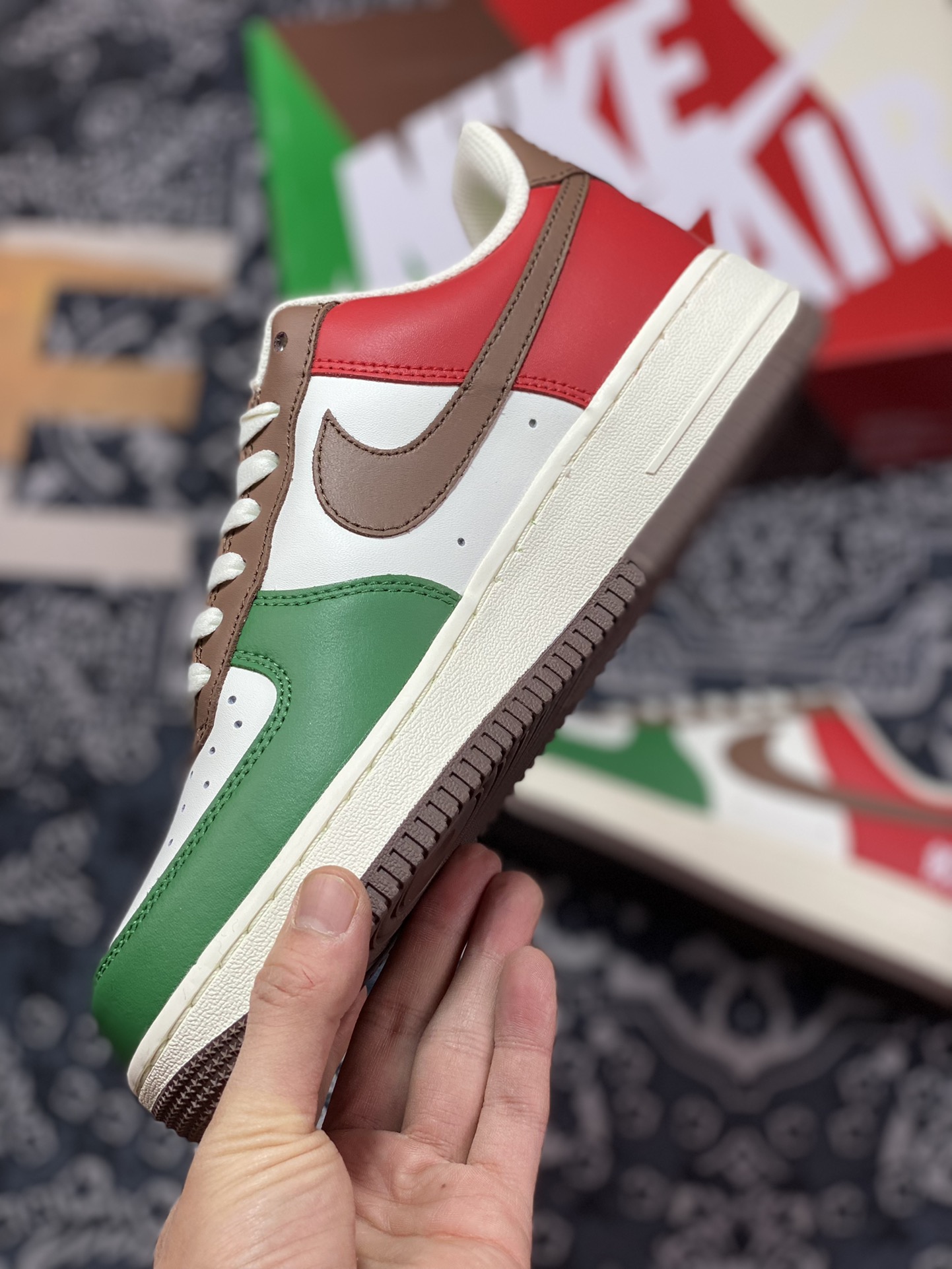 240 Nike Air Force 1 07 LV8 Low”Green/White/Red”空军一号YH8569-123