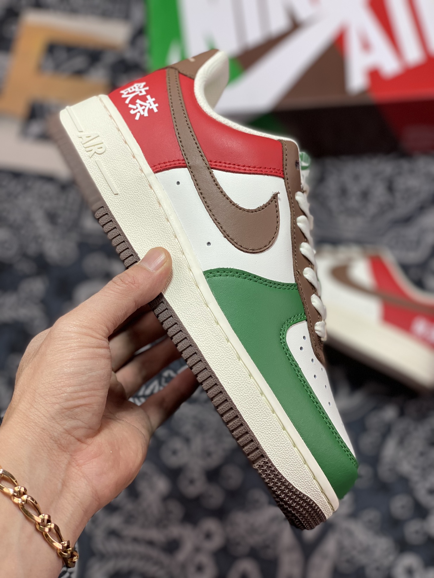 240 Nike Air Force 1 07 LV8 Low”Green/White/Red”空军一号YH8569-123