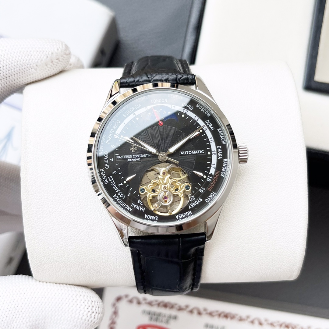 💰450
江诗丹顿-VACHERRON CONSTANTN🔥🔥🔥 男士机械腕表 采用自动机械机芯 简约三针简约设计  316精钢表壳 真牛皮表带 商务休闲 绅士型男睿智所选尺寸：直径42mm 厚度12mm