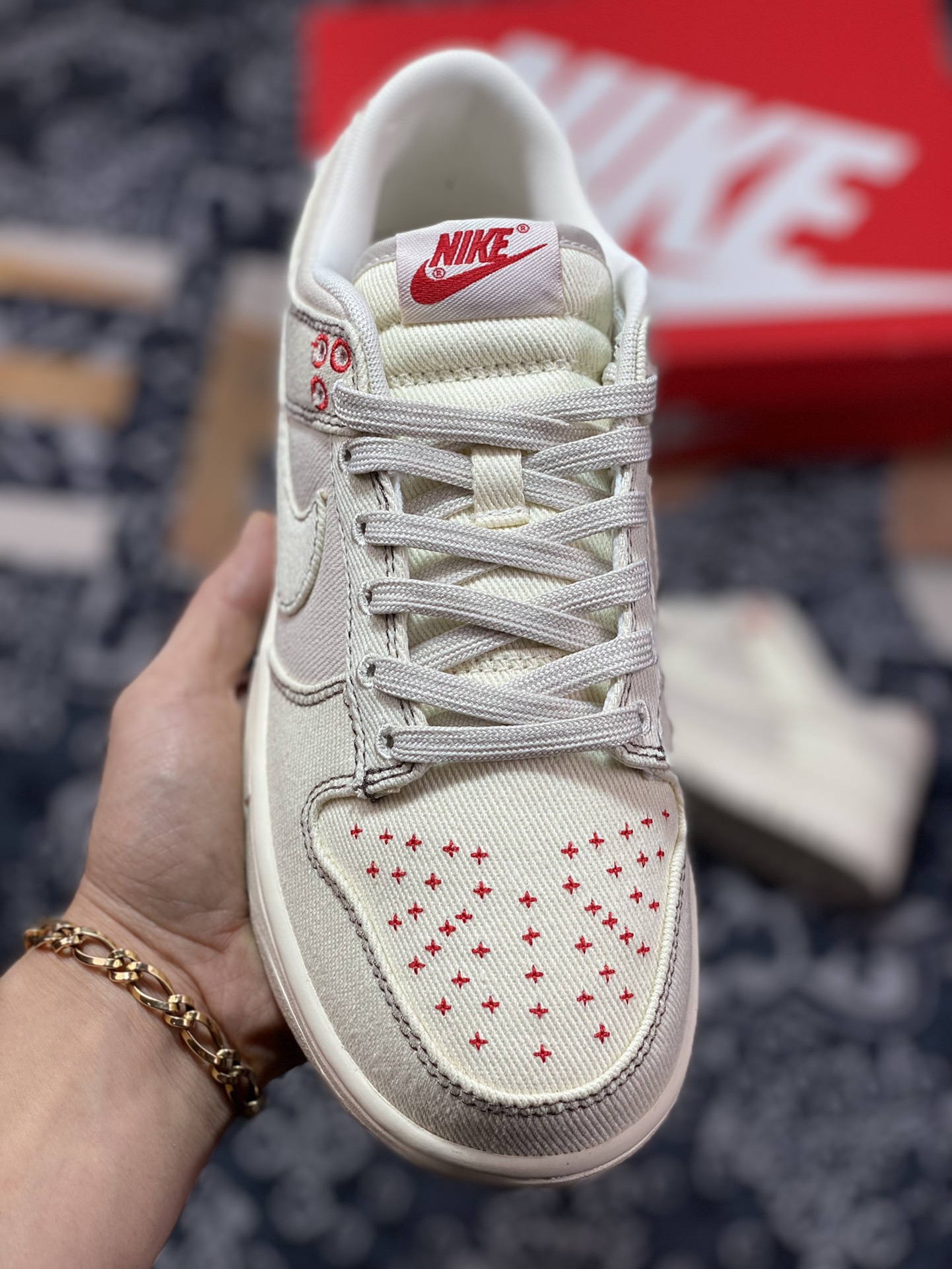 280 Nike SB Dunk Low”Light Orewood Brown”扣篮系列低帮休闲“帆布米白红十字绣”DV0834-100