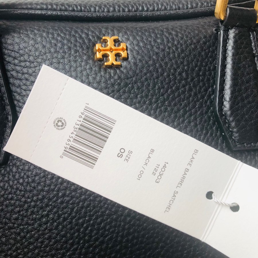 Tory Burch Tory Burch 2023新款Blake枕头包 荔枝纹牛皮 耐磨 容量大 肩带可调节