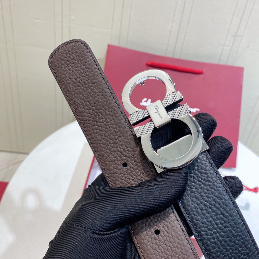 品牌:菲拉格慕宽度3.5cm扣头材质