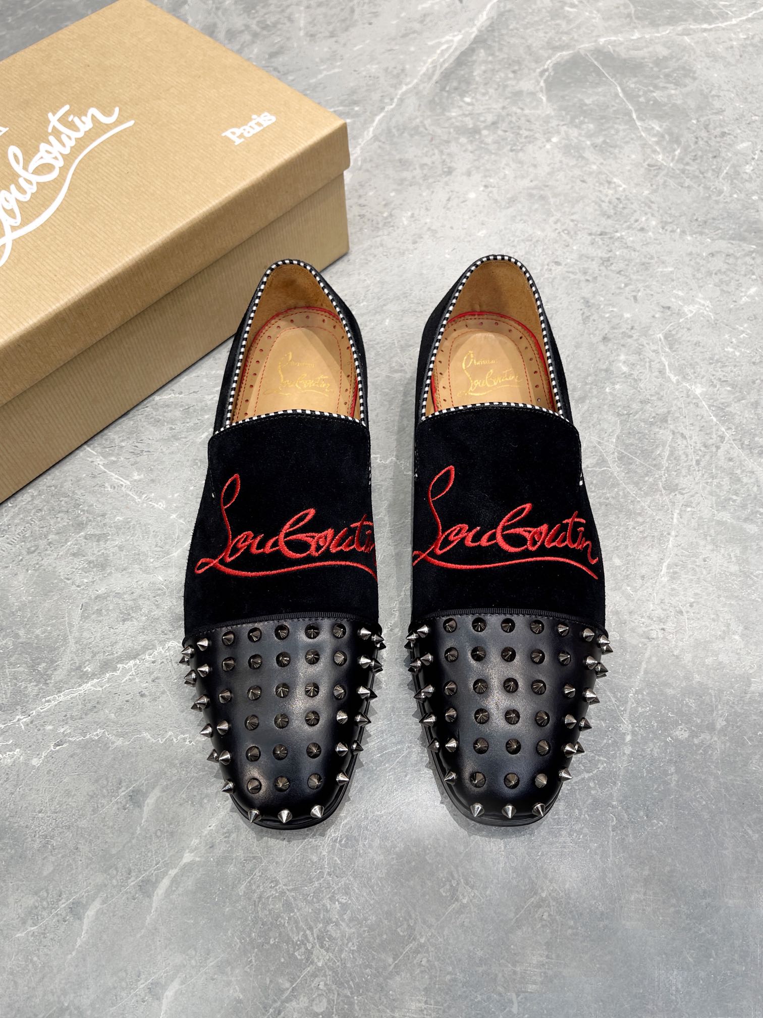 Yuan Christian Loubouti* zapatos de cuero para hombre de alta gama, calidad original, boutique de alta gama. La parte s…