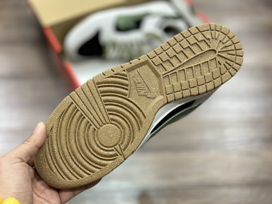 220 NIKE SB Dunk Low 双勾 低帮休闲运动鞋  DO9457-124