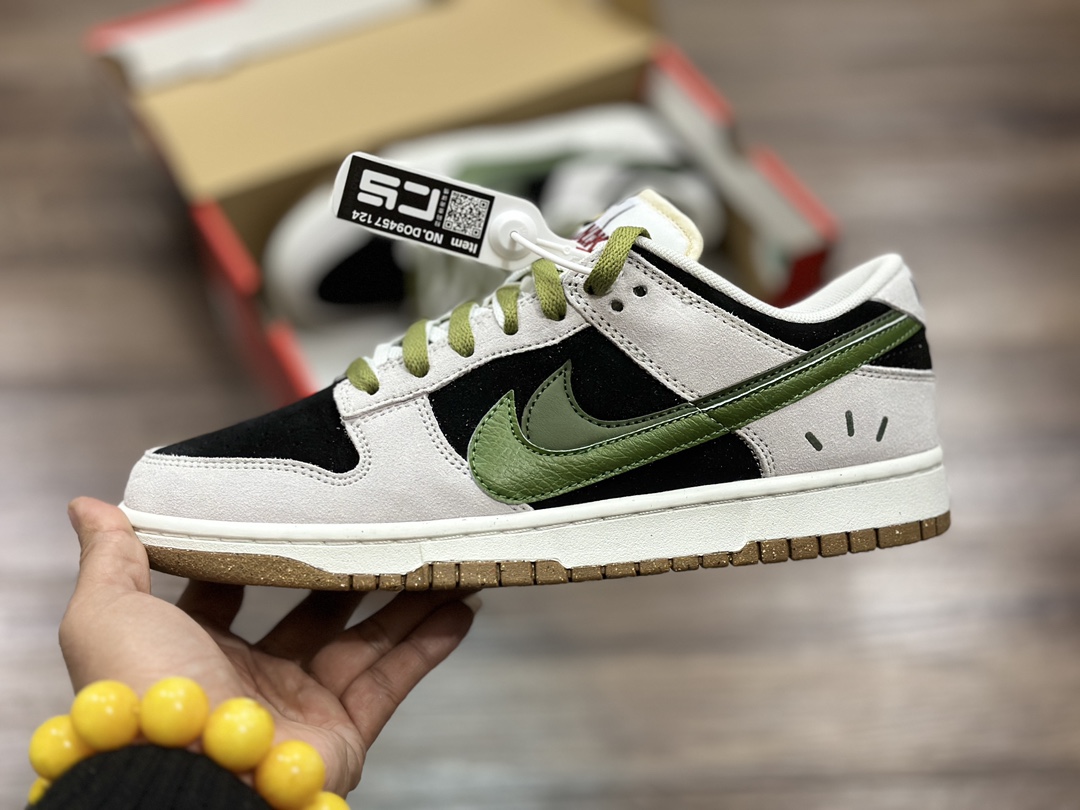 220 NIKE SB Dunk Low 双勾 低帮休闲运动鞋  DO9457-124