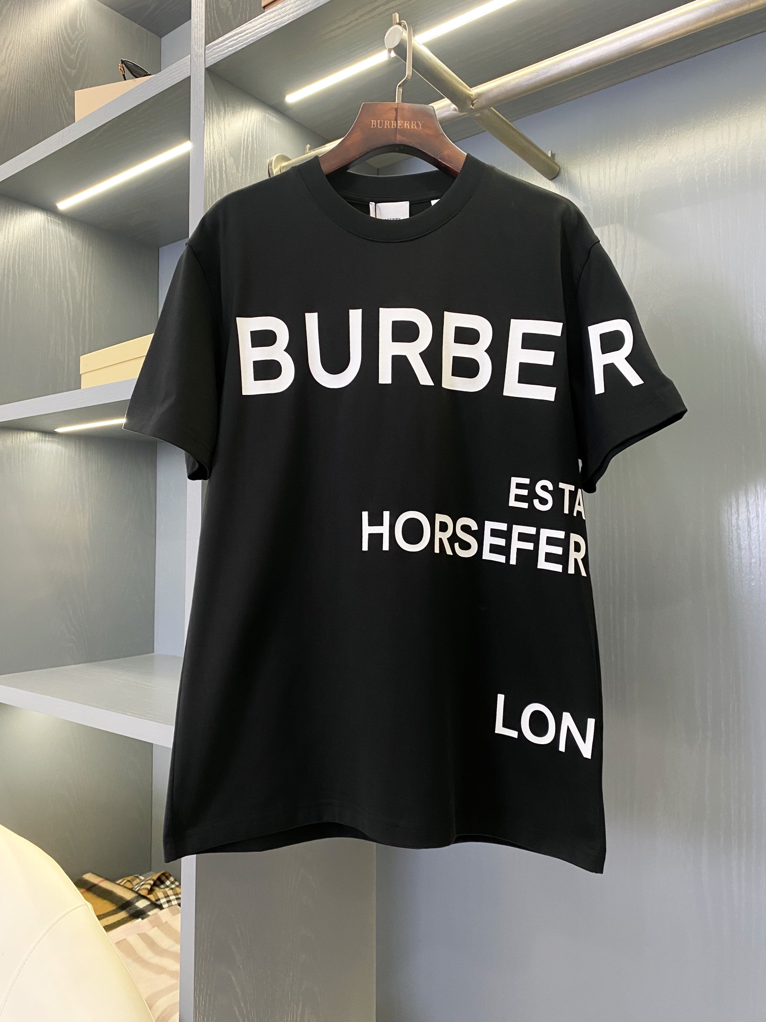 How to Buy Replcia
 Burberry Clothing T-Shirt Printing Cotton Horseferry Casual