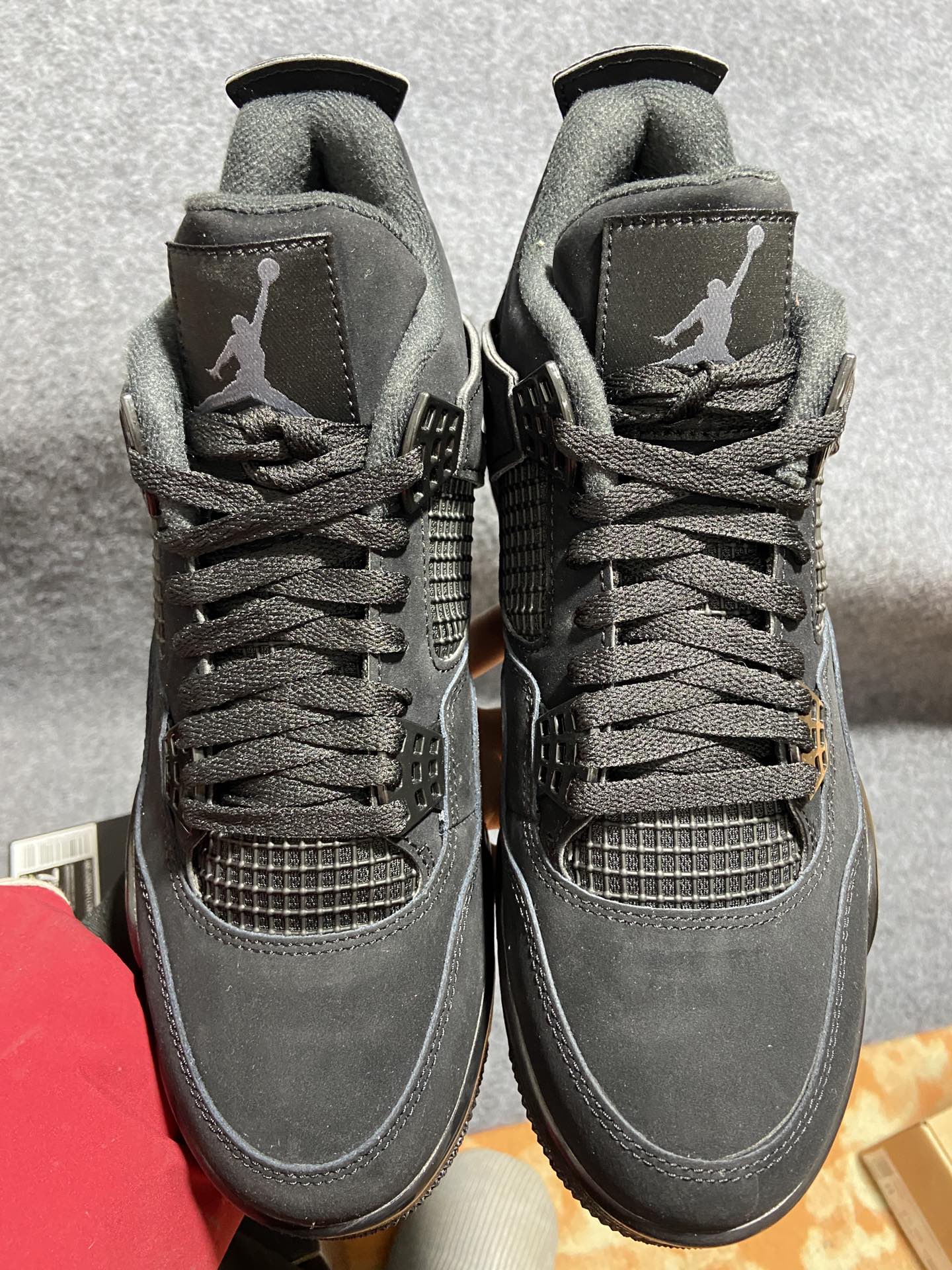 AJ4黑猫尺码41-46总裁R版出品