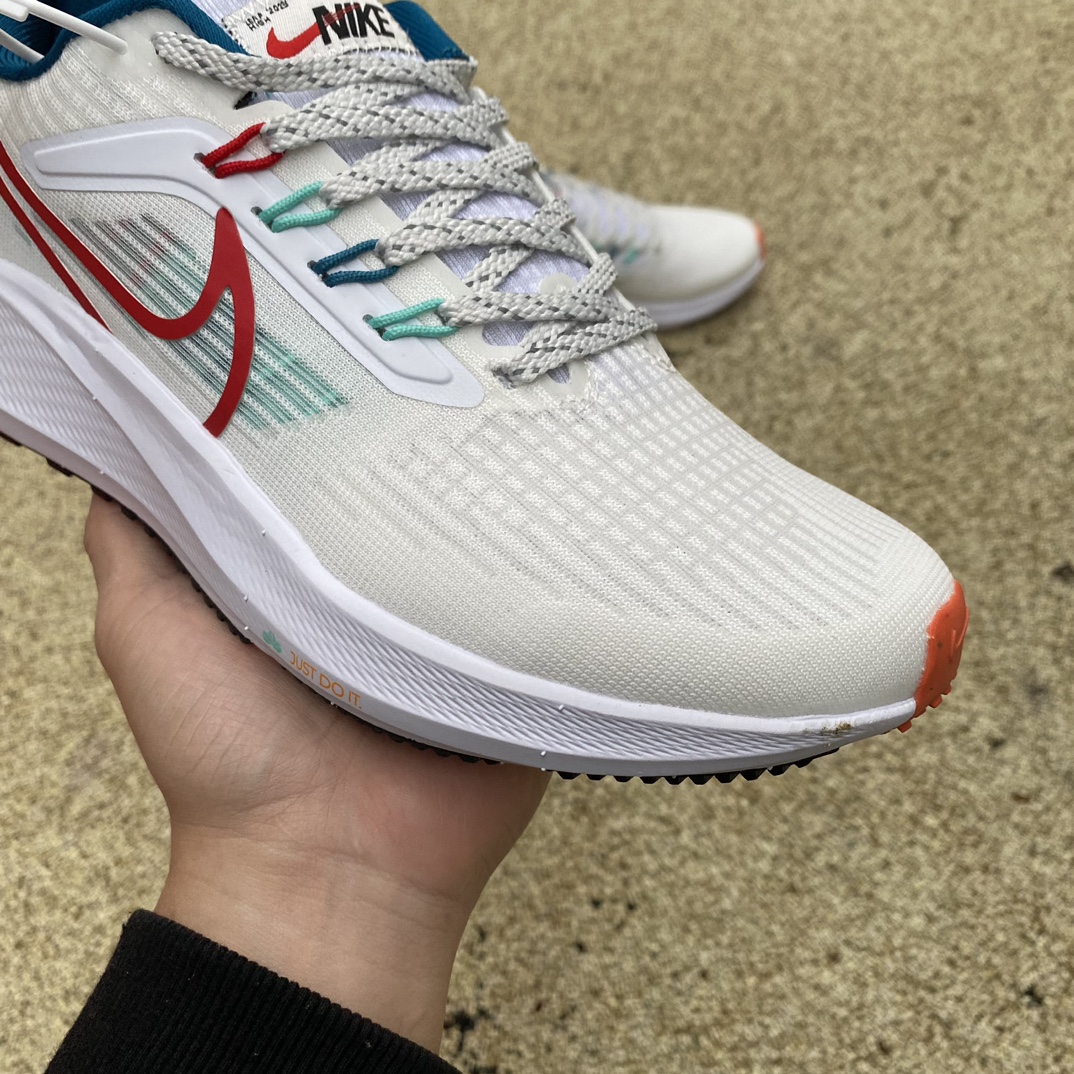 Nike飞马39白红尺码39-46n