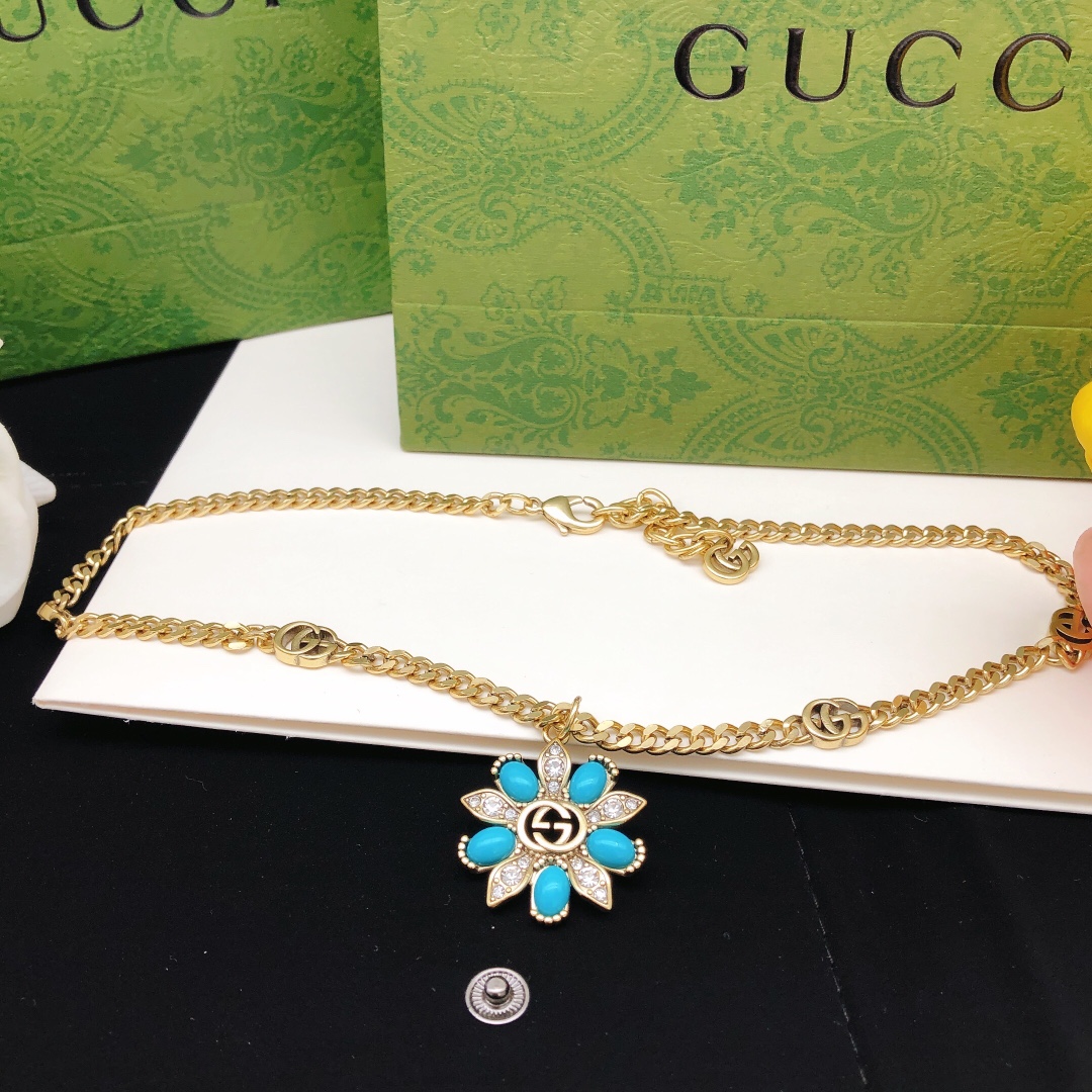 Número GXL0056 Nuevo conjunto Gucci, collar de girasol