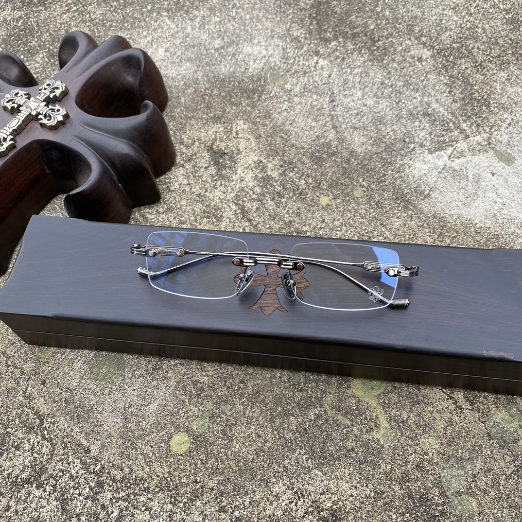 Eyeglass Frames