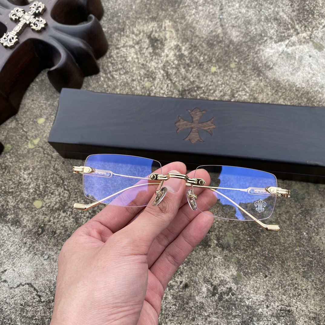 Eyeglass Frames