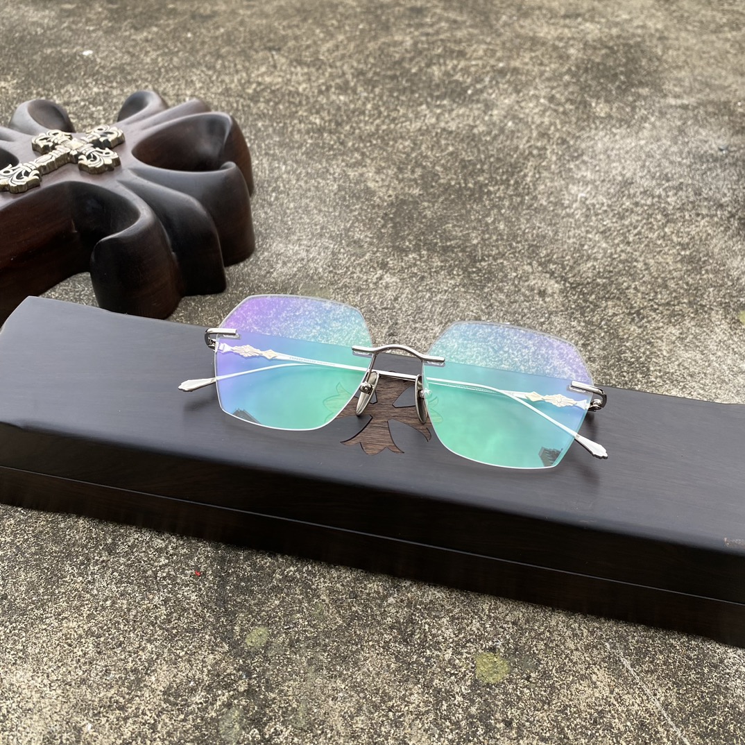 Eyeglass Frames