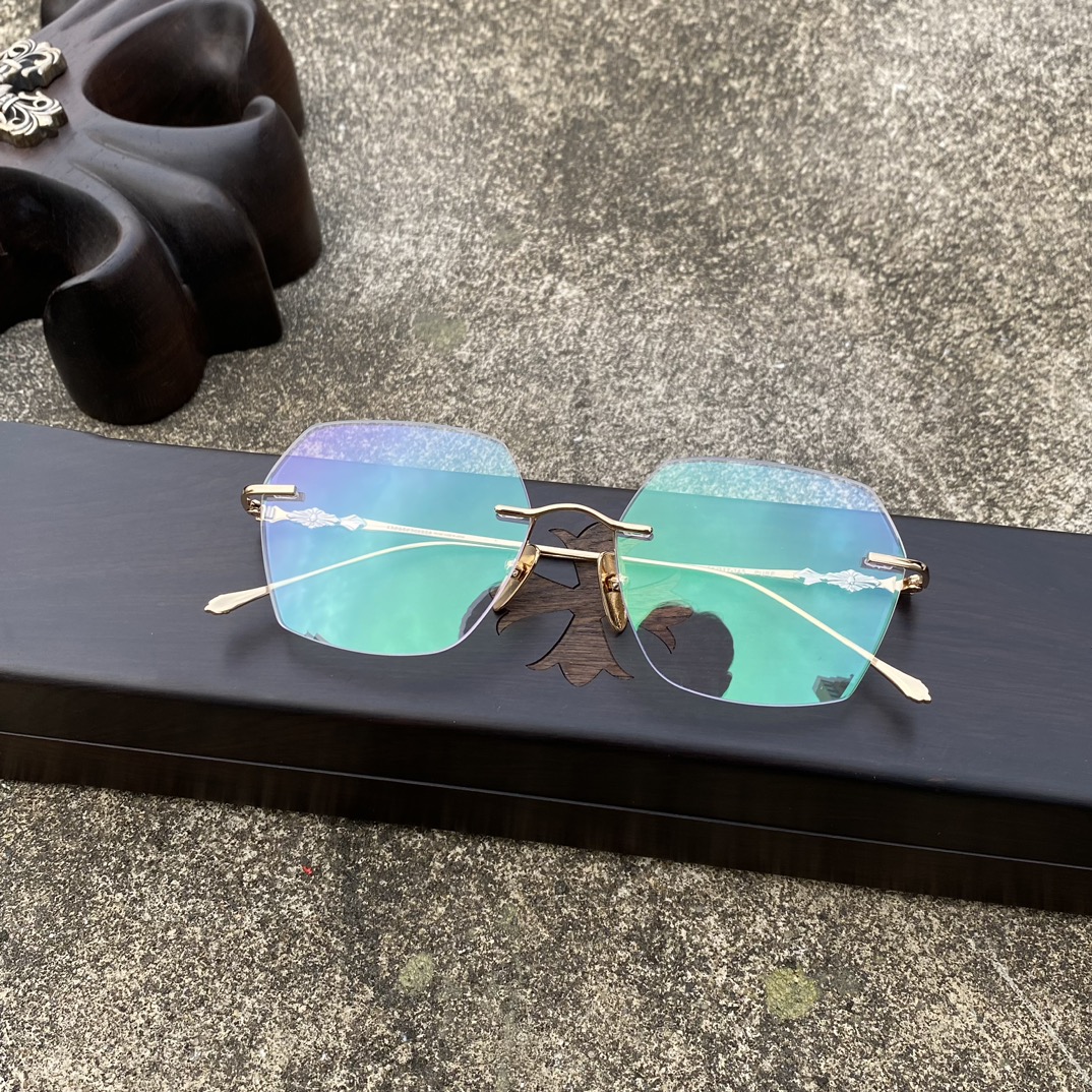 Eyeglass Frames