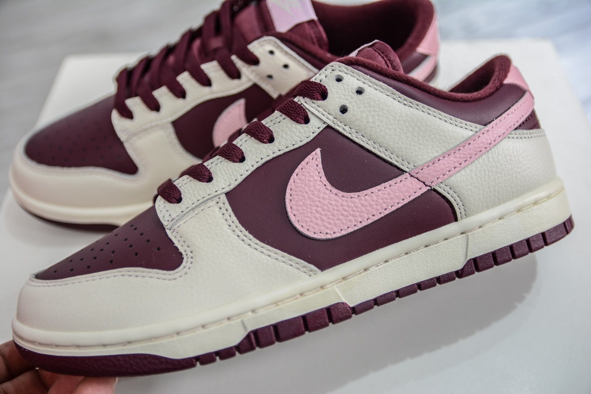 280 Nike SB Dunk Low Dunk “粉勾”白酒红 DR9705-100