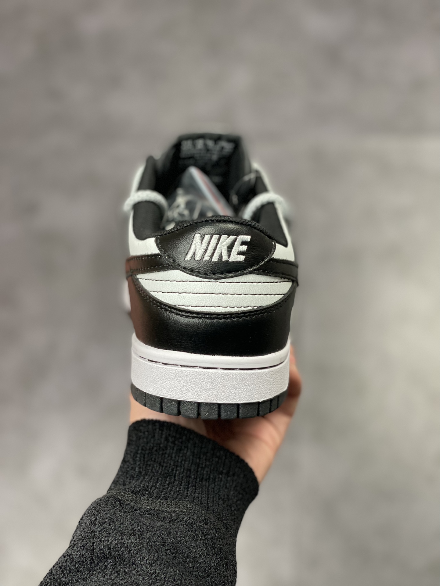 180 Nike SB Dunk Low 黑白爱心情人节绑绳DD1503-106