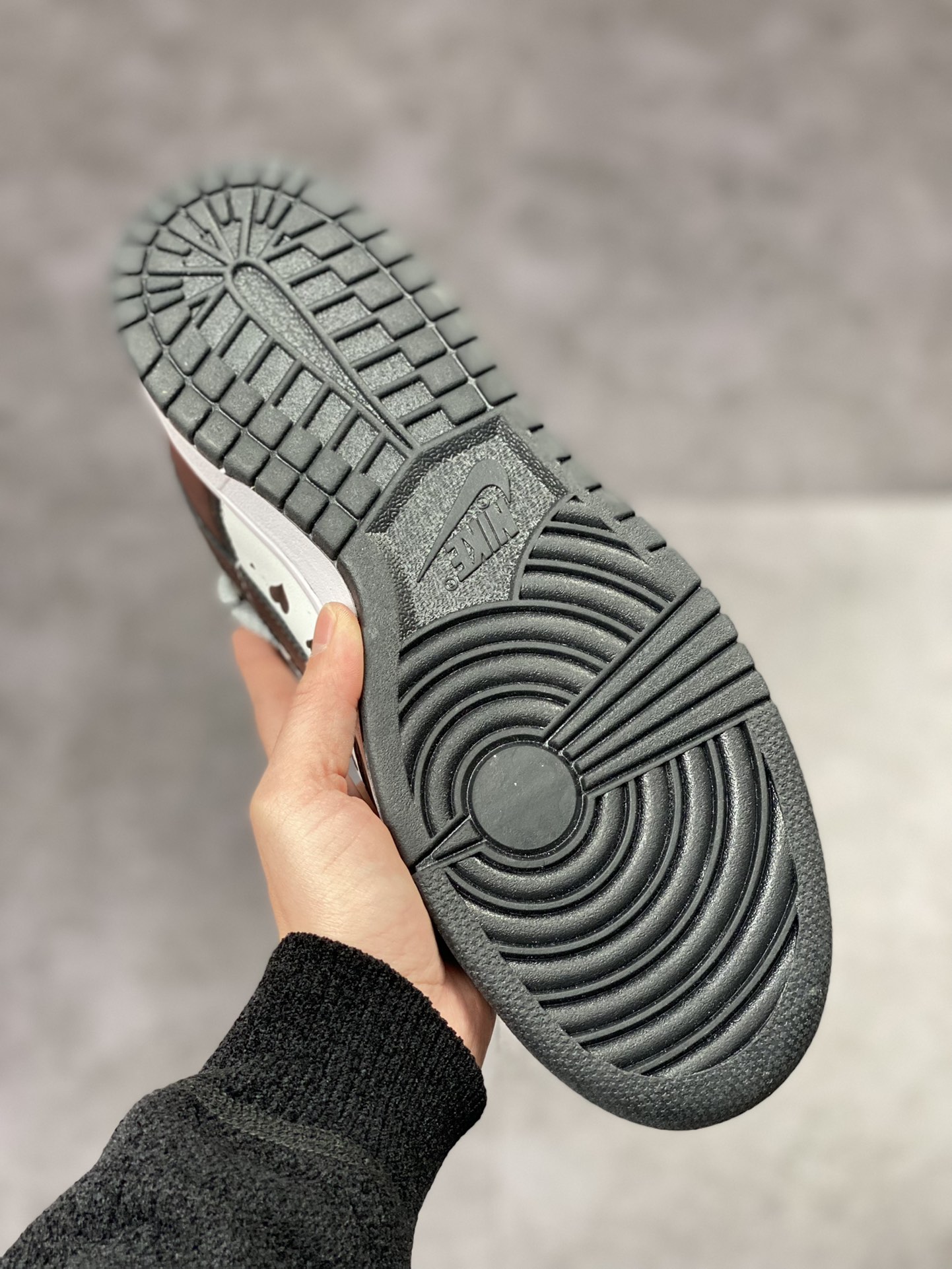 180 Nike SB Dunk Low 黑白爱心情人节绑绳DD1503-106
