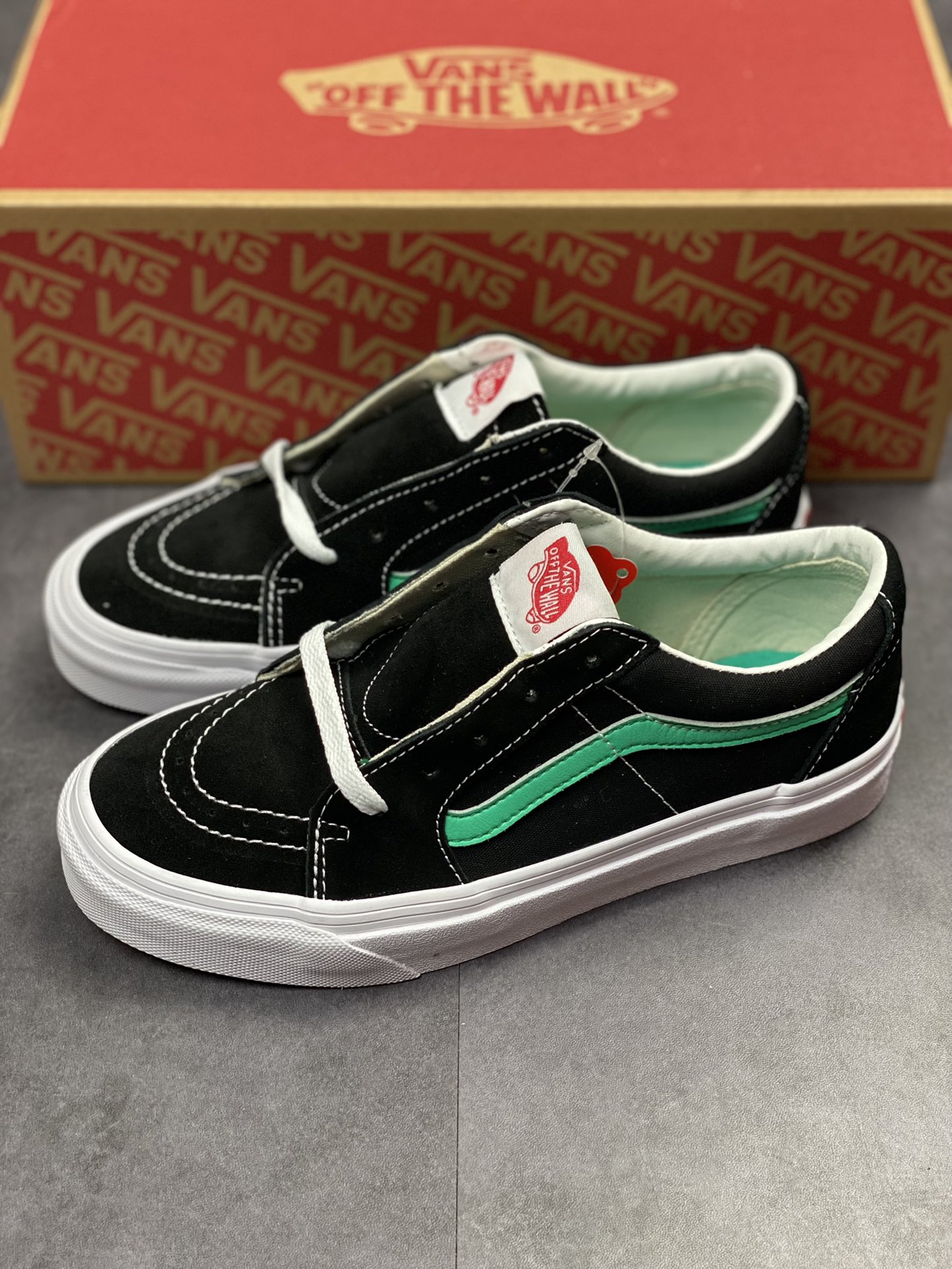 Vans Sk8-Low Shawn Yue's same style 2022 spring and summer new retro black and green low-top casual sneakers VN0A4UW15A5