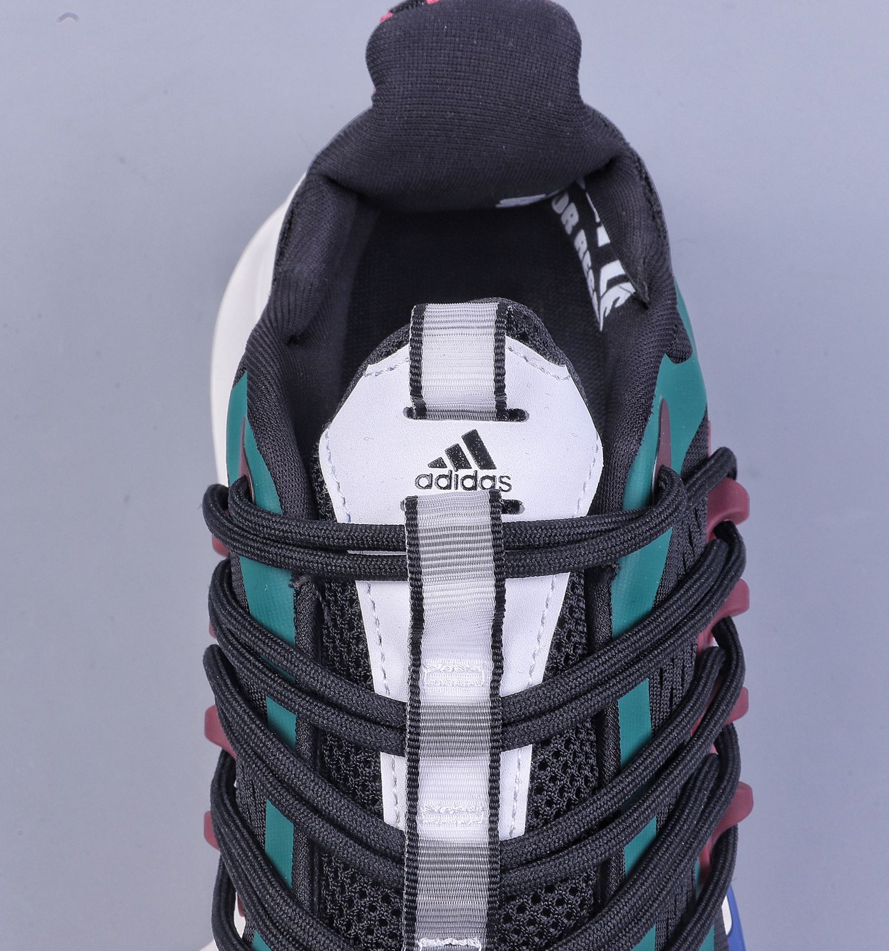 adidas ALPHABoosTV1 Sustainabe Comfortable Trend HP7318