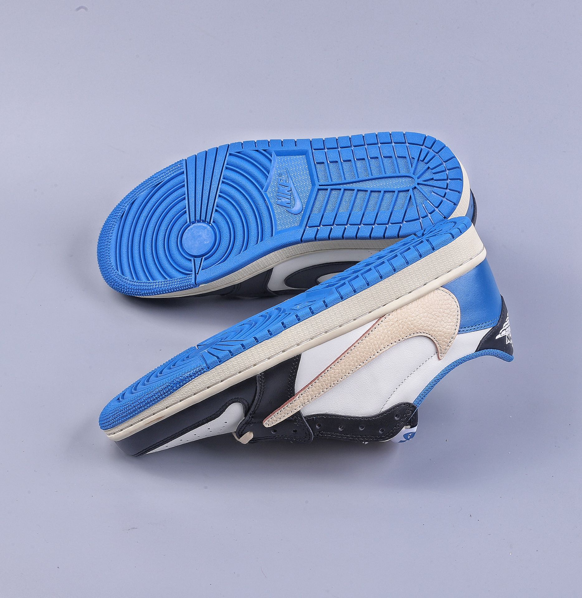 260 LL版Travis Scott x Fragment x Air Jordan AJ1 Low OG SP 三方联名闪电倒钩低帮 DM7866-140