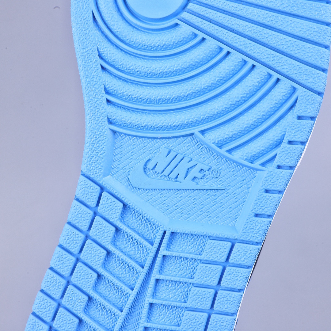 280  Air Jordan 1 High OG ”University Blue” 黑蓝脚趾 DZ5485-400