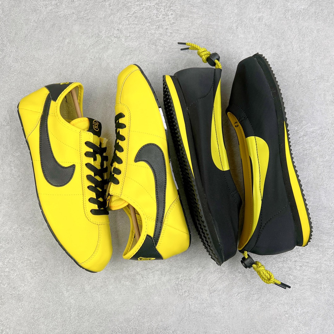 图片[3]-陈冠希Clot x NK Clotez \\\”Brush Lee\\\” 三合一 李小龙功夫 可拆卸潮流复古跑步功夫鞋阿甘鞋 联名黑黄 DZ3239-001 此次推出的 CLOT x NK Cortez 是即将发布的三款配色中的第二款 三合一设计既可以直接穿着 也可以拆开成为运动鞋和一脚蹬鞋 让人联想到功夫鞋 它配备了带阴阳符号和汉字“功”和“夫”(功夫）刺绣在鞋跟处的抽绳紧固系统 这双鞋是一款室内鞋 采用黄色皮革鞋面和黑色Swooshes 而哑光黑色便鞋采用功夫鞋风格的轮廓 锯齿底部提供抓地力 每款\\\”Clotez”均配有可拆卸鞋垫 让便鞋更加舒适 尺码：36 36.5 37.5 38 38.5 39 40 40.5 41 42 42.5 43 44 44.5 45 46-选品中心