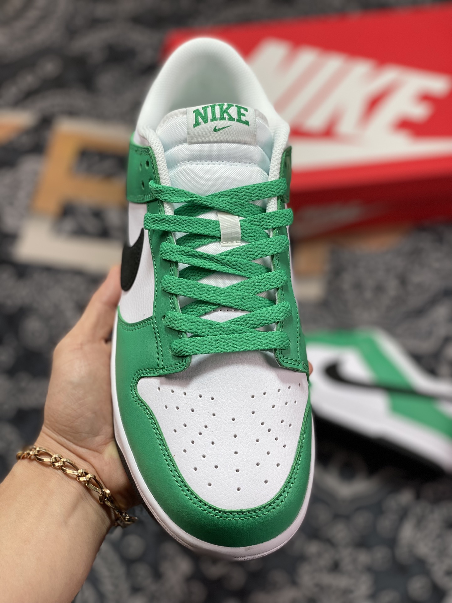 Dunk series low top casual sports skateboard shoes ”white, green and black” 3612-300