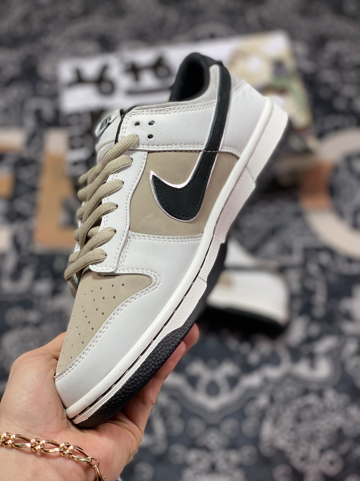 Otomo Katsuhiro x Nike SB Dunk Low ”Steamboy OST” Dunk Matte Apricot Brown Mocha Black LF0039-037