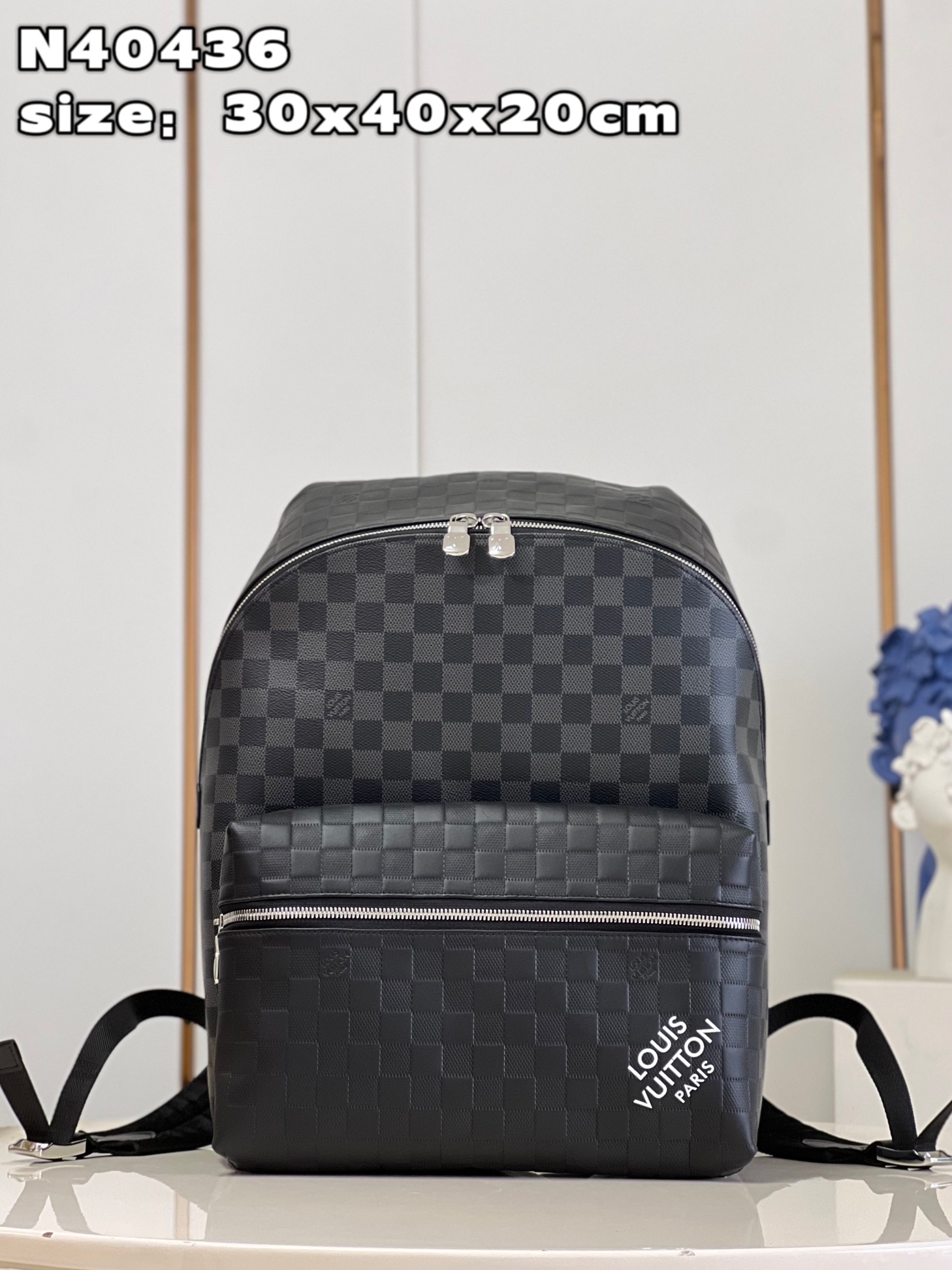 NO:399929,[Exclusive real photo N40436] This Discovery small backpack is from the Damier series, which is made of Damier Infini leather and Damier Graphite canvas. The oblique Louis Vuitton logo at the corner is derived from the classic elements in the Damier pattern, and it is embossed and rich in texture. Detailed features 30 x 40 x 20 cm (length x height x width) Z.850, LV [original leather], louis vuitton, louis vuitton19860909【独家实拍 N40436】本款 Discovery 小号双肩包出自 Damier 系列,拼合 Damier Infini 皮革和 Damier Graphite 帆布.角落的斜向路易威登标识源自 Damier 图案中的经典元素,再以压纹效果丰富质感.详细特征30 x 40 x 20厘米(长度 x 高 x 宽) Z.850,LV【原厂皮】,louis vuitton,louis vuitton,Bag