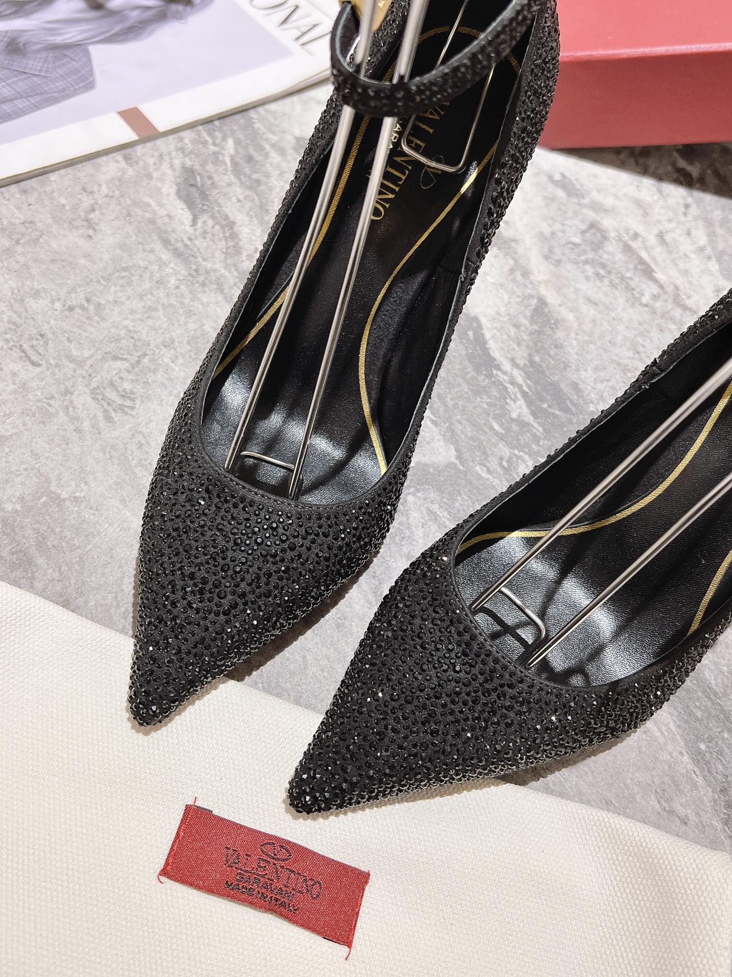 VALENTINO Women's Pointed Toe Crystal Embellished Stiletto Heel Pumps 6 i1680167316 649 5