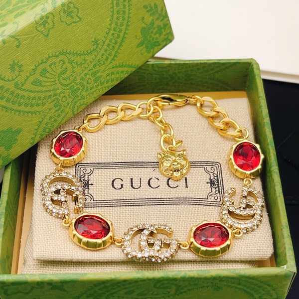 Gucci Jewelry Bracelet Red Set With Diamonds
