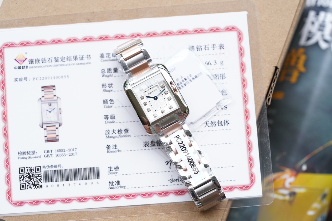 NO:143208,Purchase ~ 11 vvs real diamond   18K thick gold package, one certificate and one code to be equipped with an official authoritative inspection certificate!  Cartier TANK ANGLAISE series classic masterpieces are fully demonstrated!  !  !   Among the many classic styles created by Cartier, Tank watches are definitely 