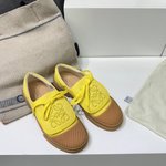 Loewe Canvas Shoes Casual Shoes Embroidery Canvas Cowhide Rubber Spring/Summer Collection Vintage