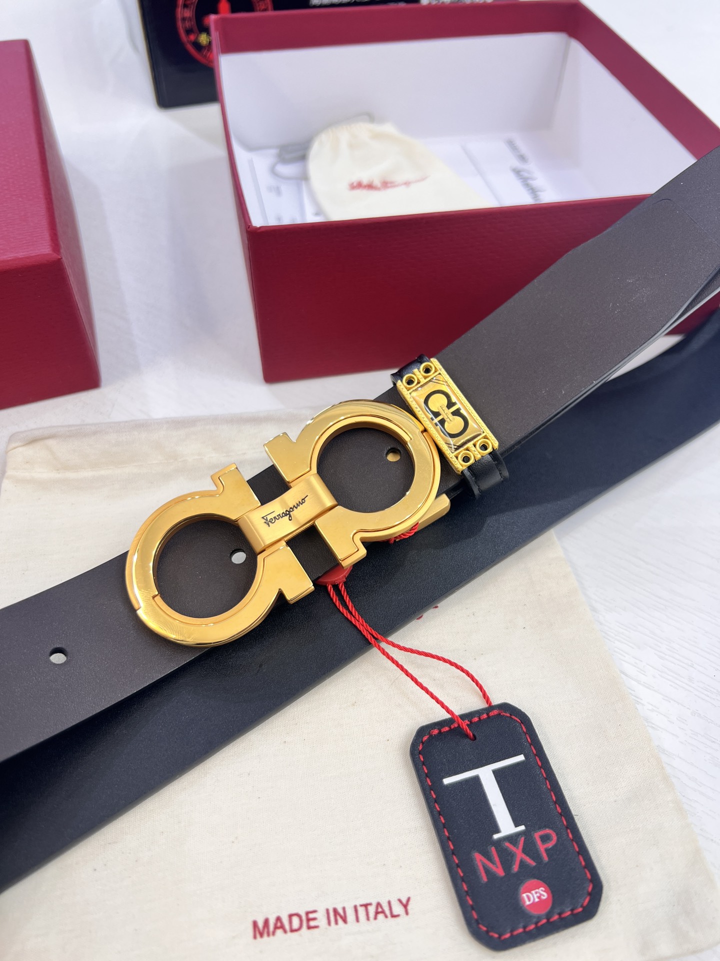菲拉格慕男士皮带 腐蚀logo新款8字精钢五金 宽度3.5cm-Top High Quatity Cheap Sneakers Fashion Clothing Clothes Bags handbags Shoes of all Brand wholesale With The best Quality And Beautiful Price from China Factory Chinese suppliers wholesaler seller 菲拉格慕男士皮带 腐蚀logo新款8字精钢五金 宽度3.5cm