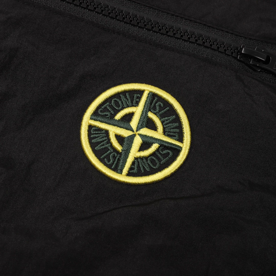 300 STONE ISLAND石头岛金属尼龙夹克外套