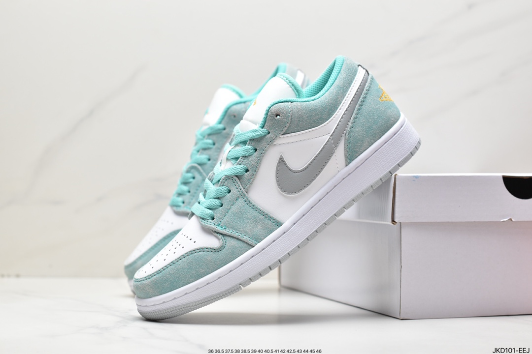 Nike Air Jordan 1 Low PRM 