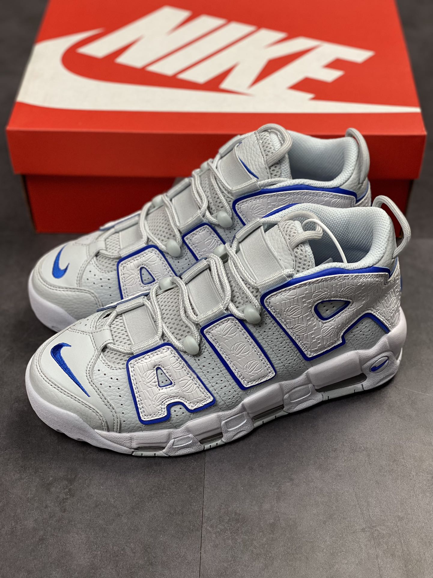 260 Air More Uptempo 白灰蓝压花 代表着历史最高版本皮蓬 FD0669-100