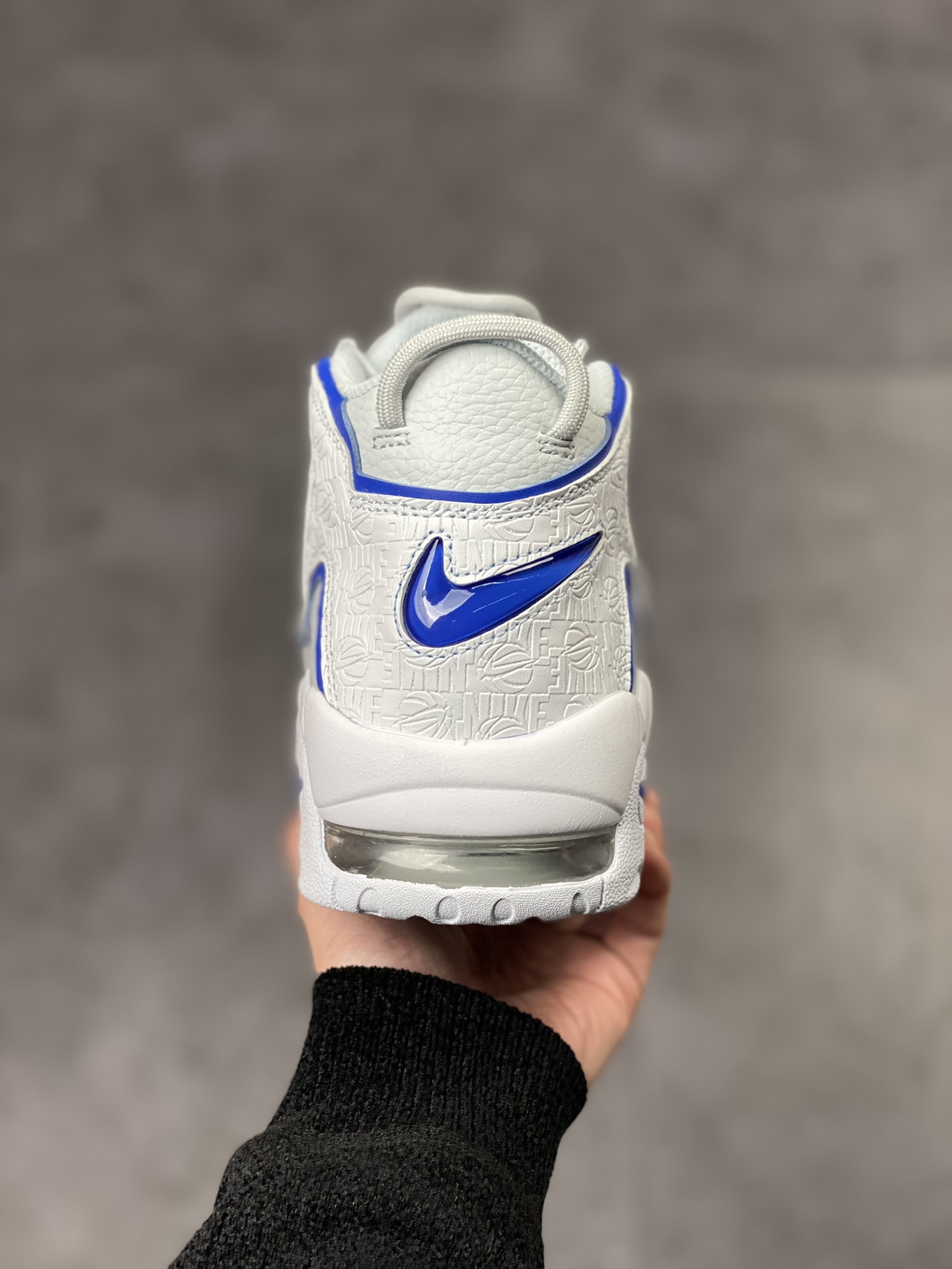 260 Air More Uptempo 白灰蓝压花 代表着历史最高版本皮蓬 FD0669-100
