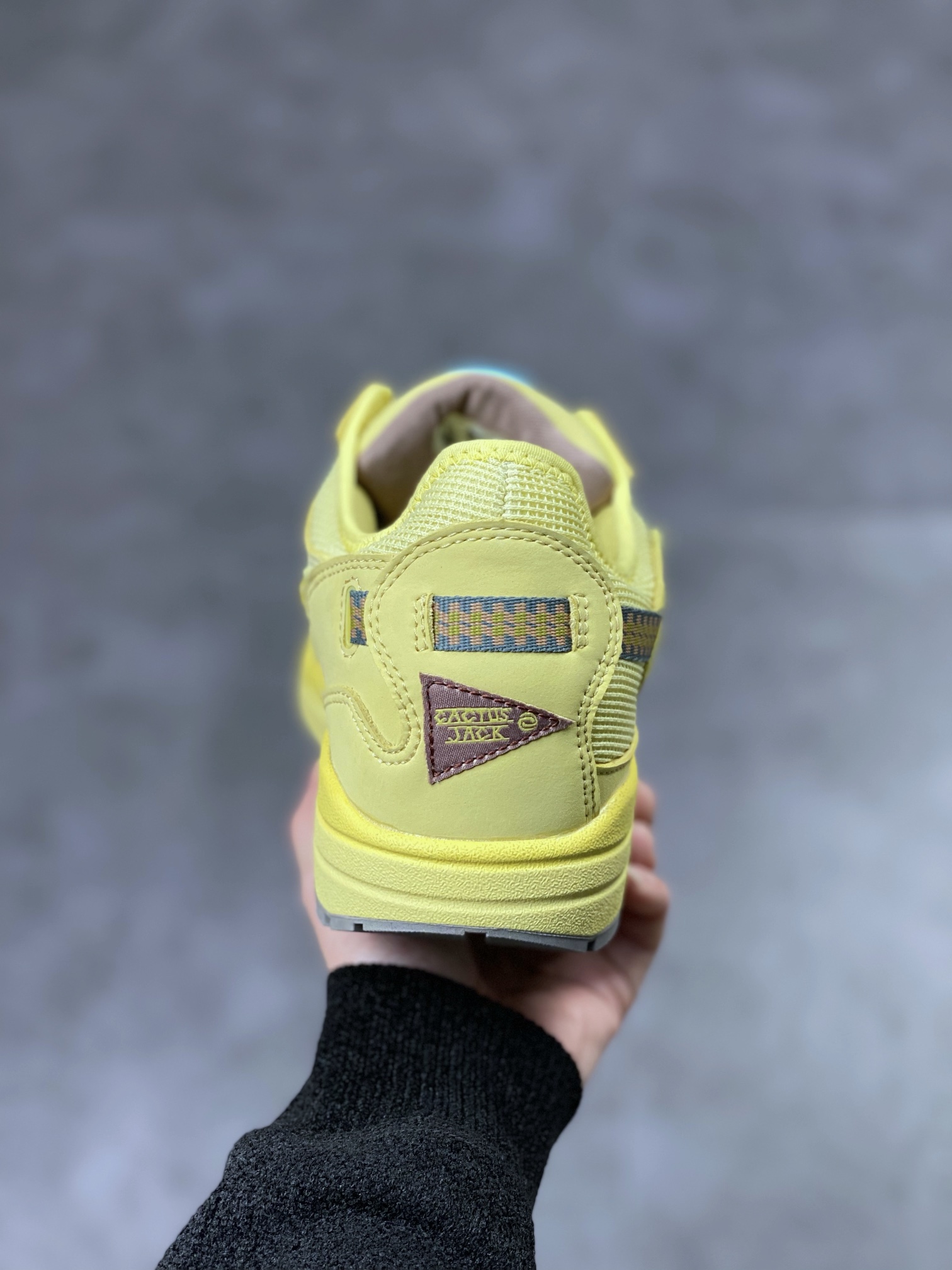220 Travis Scoot x Nike Air Max 1 小麦倒钩 DO9392-700
