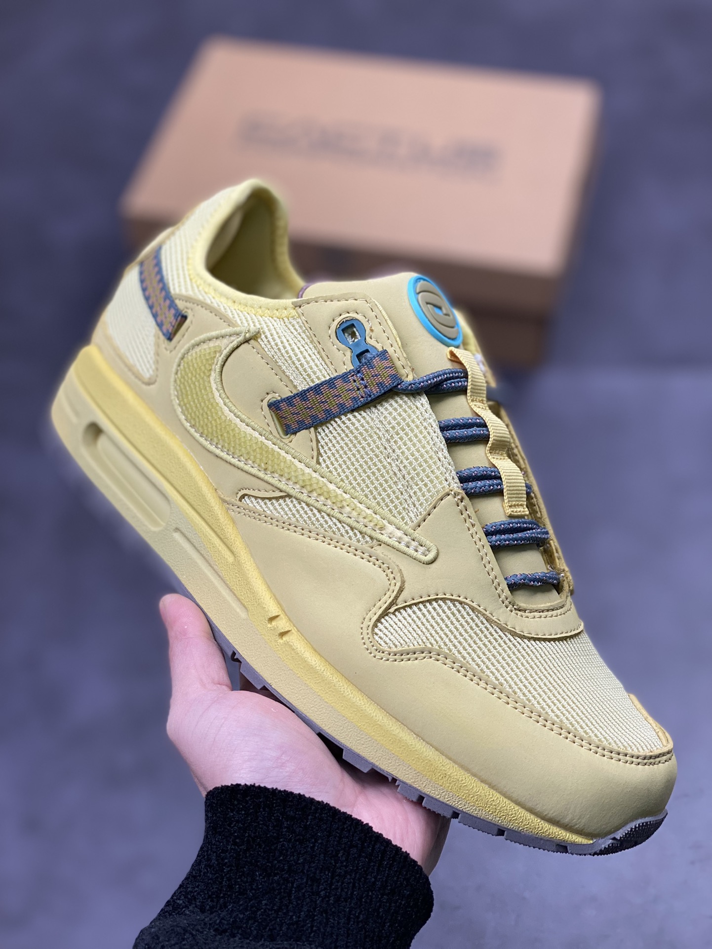 220 Travis Scoot x Nike Air Max 1 小麦倒钩 DO9392-700