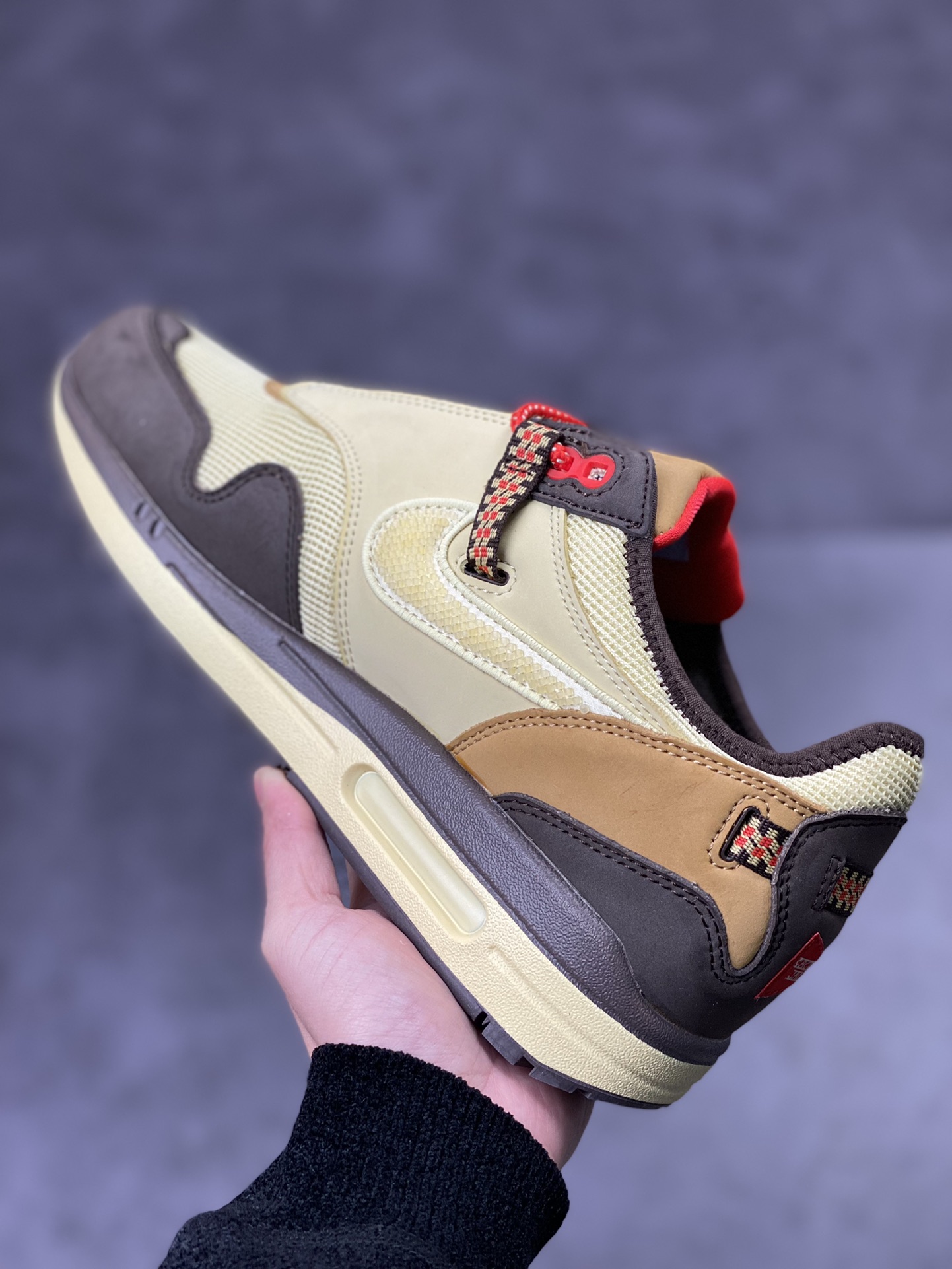 220 Travis Scoot x Nike Air Max 1 卡其棕倒钩 DO9392-200